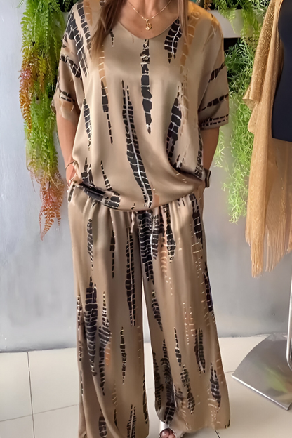 Vivian | Casual two-piece set with a crew neck