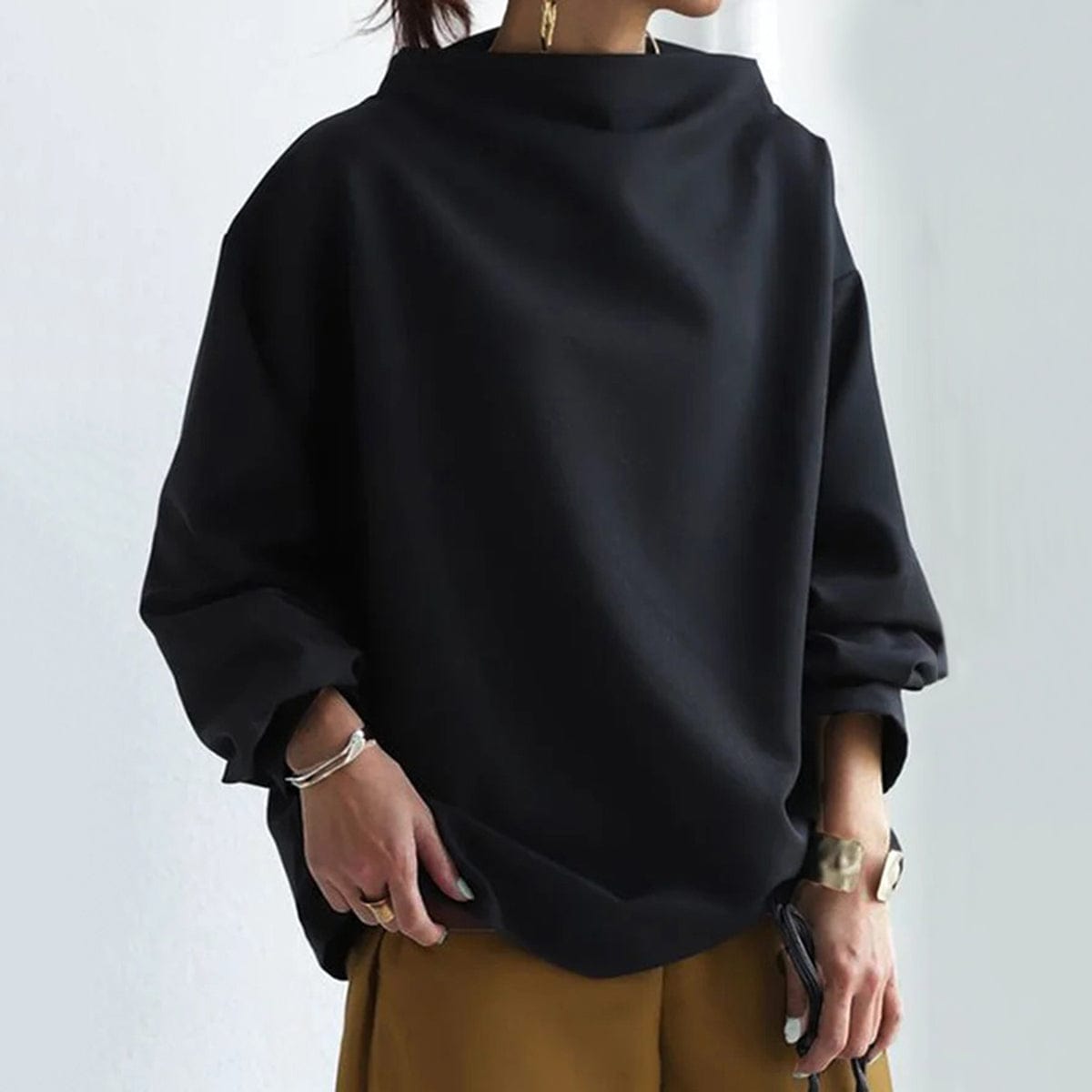 TANIA | High Neck Sweater