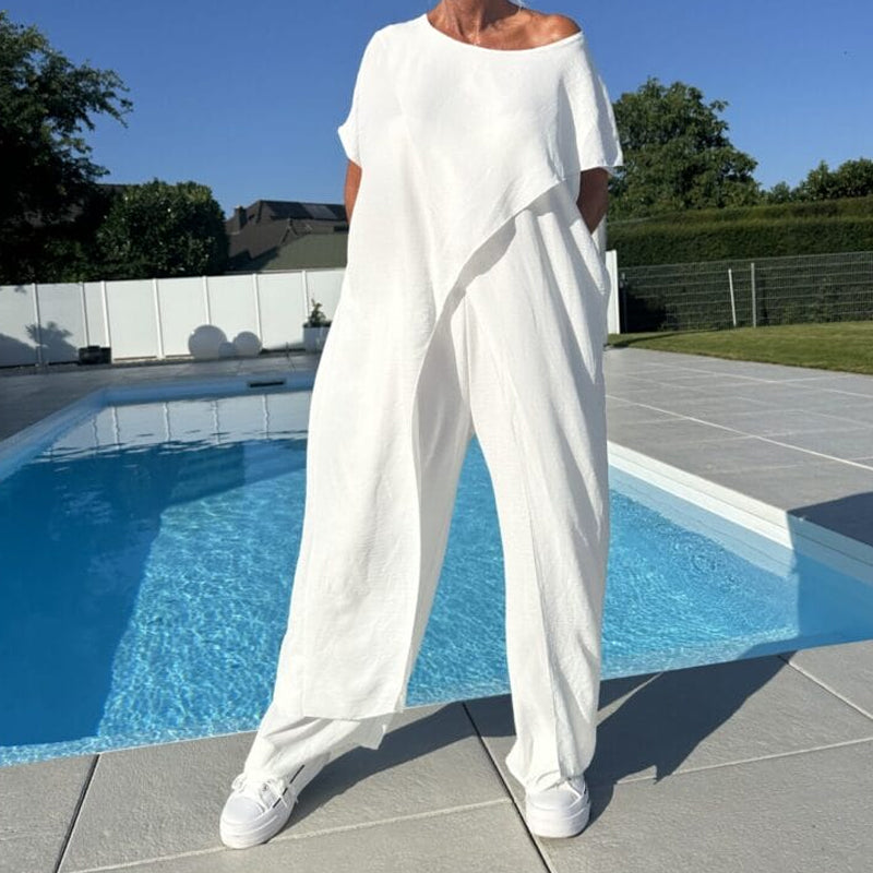 Sheila | Set of a solid-colored top and low-cut pants